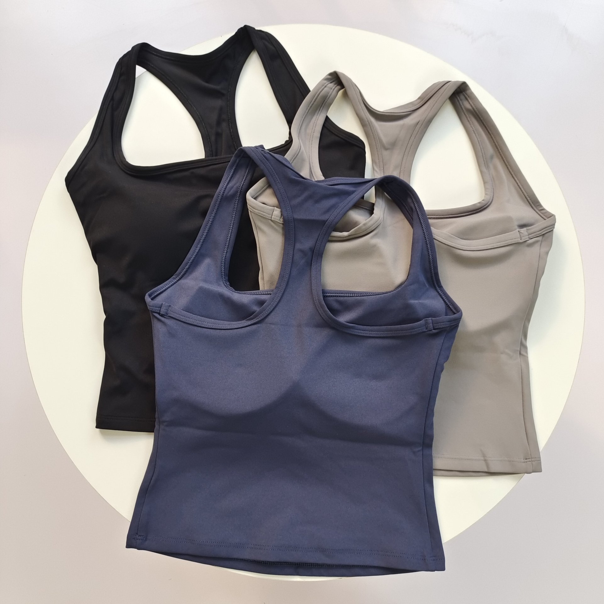 Damski sportowy biustonosz z k – Yoga Fitness Matte recenzja i cena